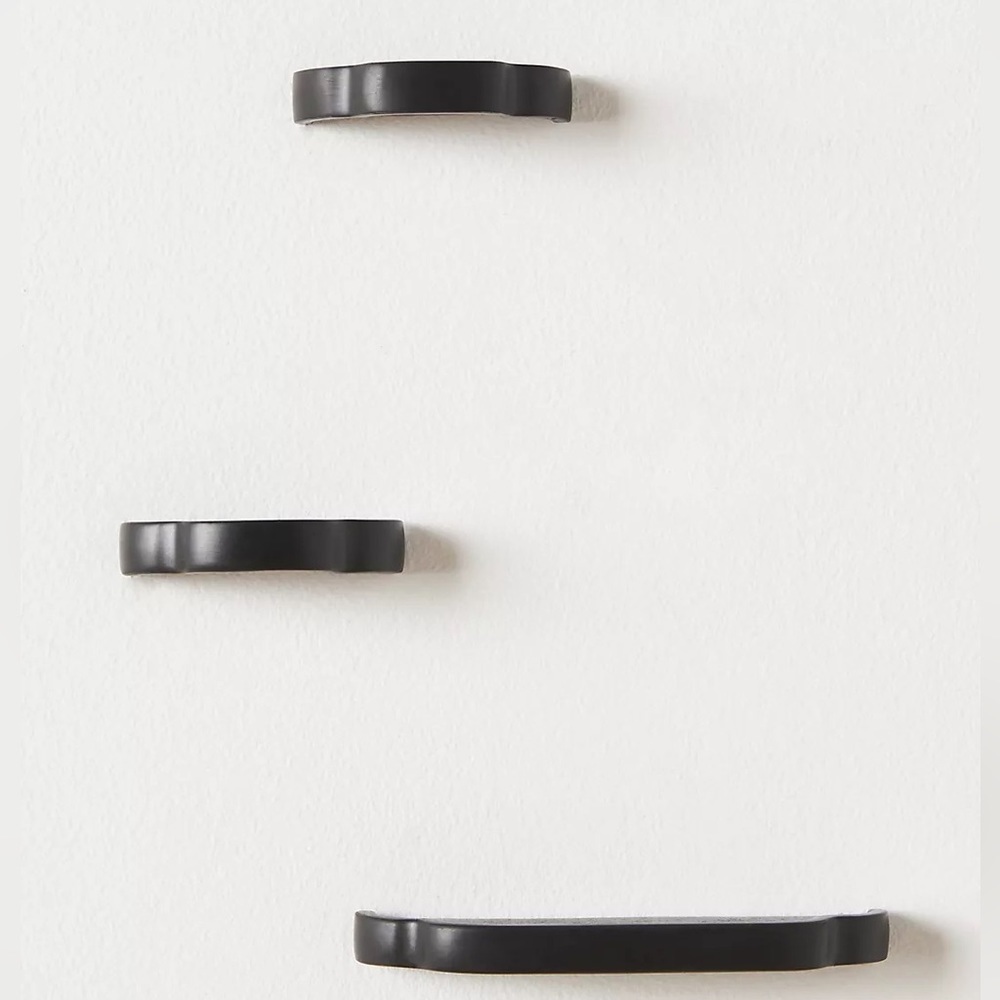 Inga Knobs - Picture 3 of 3
